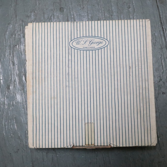 Waiting for Rhett Gone with the Wind Plate - Picture 8 of 8